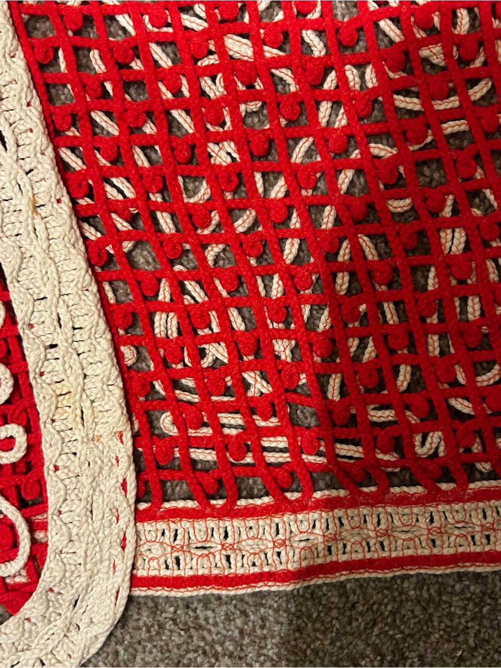Chico's Red Crochet Openwork Top with Cream Accents size 1 - Picture 3 of 6